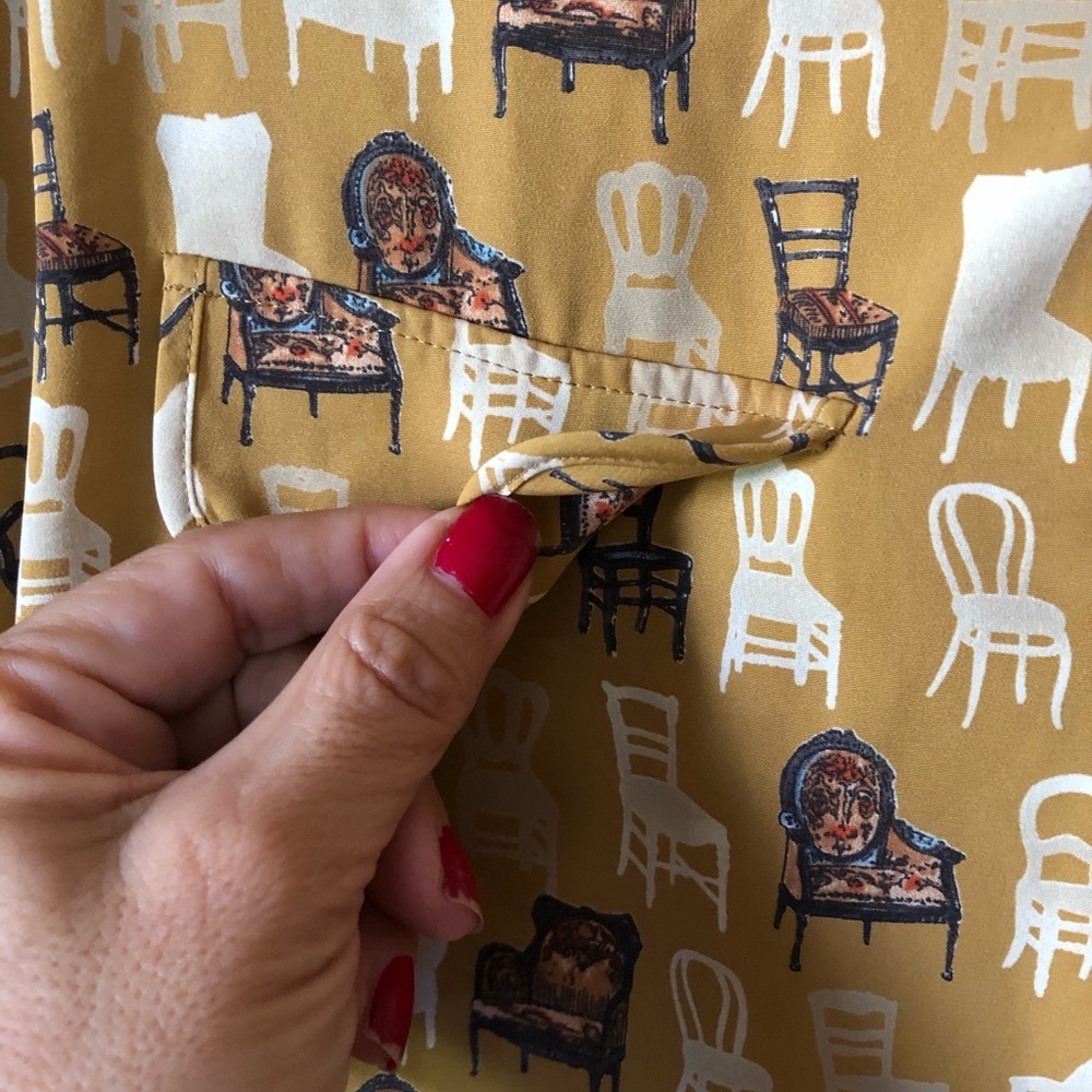 Mustard Whimsical Chairs print blouse M boutique